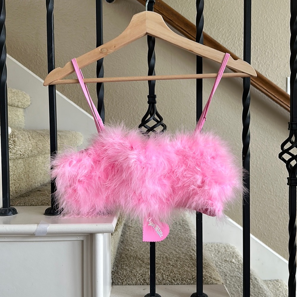NWT dolls kill top